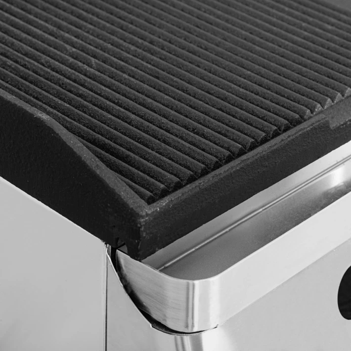 RQG30953-Plyta-grillowa-gazowa-ryflowano-gladka-7.jpg