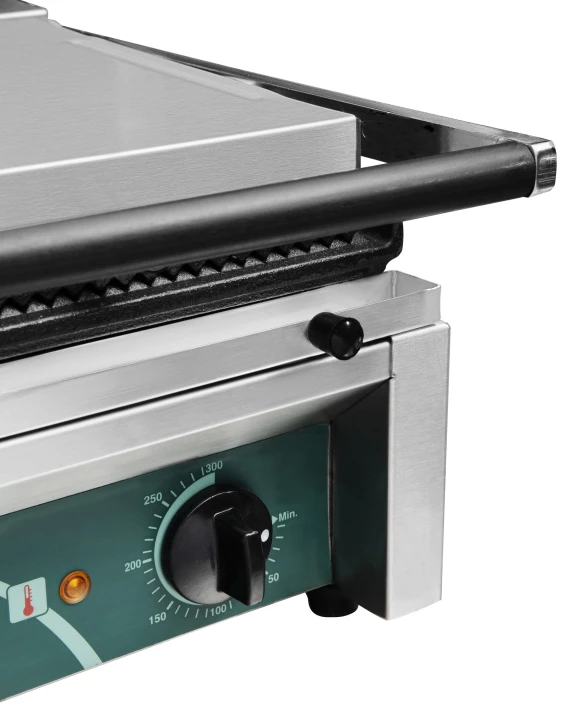 RN103-A-Grill-elektryczny-kontaktowy-panini-podwojny,-4-plyty-ryflowane-8.jpg