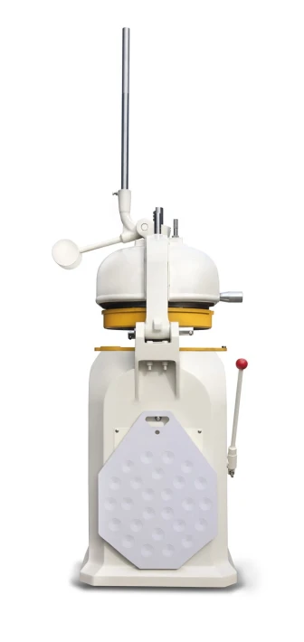 RQD526_3.jpg