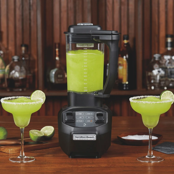 blender-barmanski-hbb-255-ce-rio-z-dzbankiem-z-poliweglanu-14l-hamilton-beach-commercial-4.png
