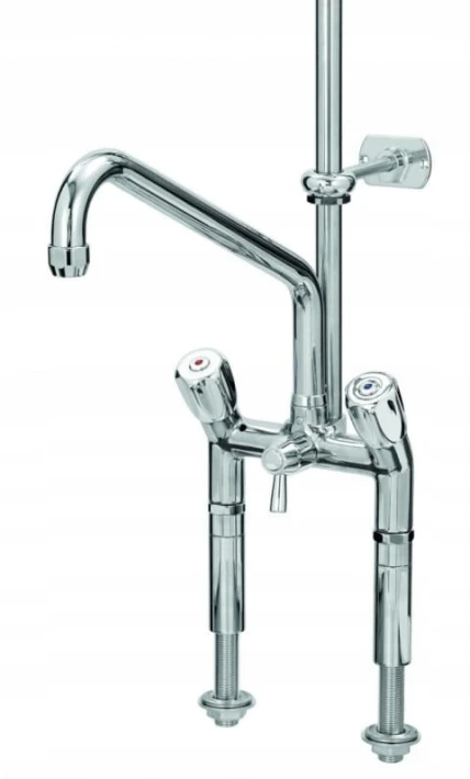 Bateria z wylewką i prysznicem Bartscher 400137