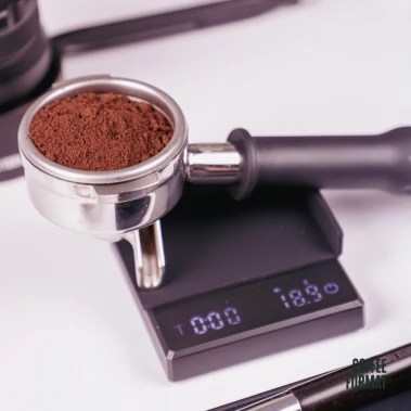 waga-sc-02-black-coffee-format (1).webp