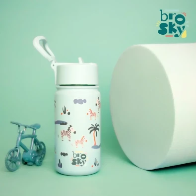 15-21-11-0102-321928-brosky-kids-mietowa-butelka-na-wode-dla-dzieci-w-zebry-450ml (2).webp