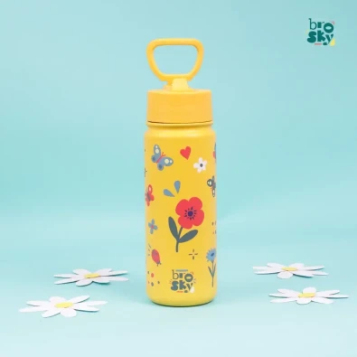 12-18-11-0031-321218-brosky-kids-zolta-butelka-na-wode-dla-dzieci-w-kwiaty-i-owady-450-ml (3).webp