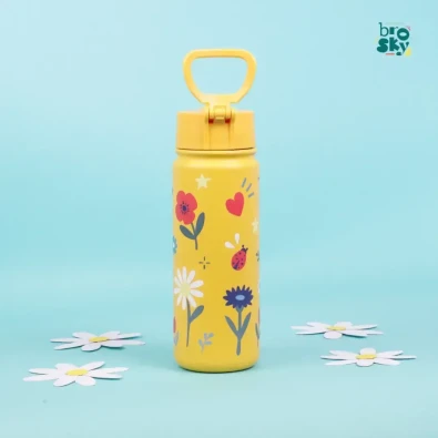 18-18-12-0181-322710-brosky-kids-zolta-butelka-na-wode-dla-dzieci-w-kwiaty-i-owady-550-ml (2).webp