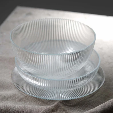 talerz-prezentacyjny-vibe-330mm-przezroczysty-3.jpg
