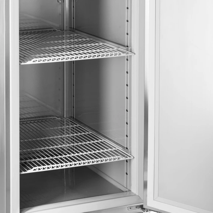 RQSGLM-700-L-Szafa-mroznicza-stal-nierdzewna-6.jpg